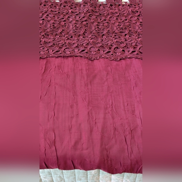 Burgundy Curtain With Gorgeous Lace Details. 2 Panels 83x50 each. - Picture 8 of 9